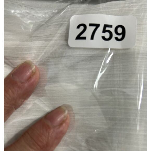 Studio Y White Semi-Sheer Black Lace Sleeveless Tank Size Small Keyhole - Picture 11 of 11